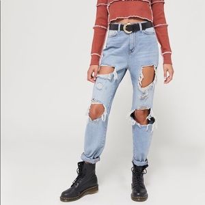 BDG High-Waisted Mom Jean - Destroyed Light Wash